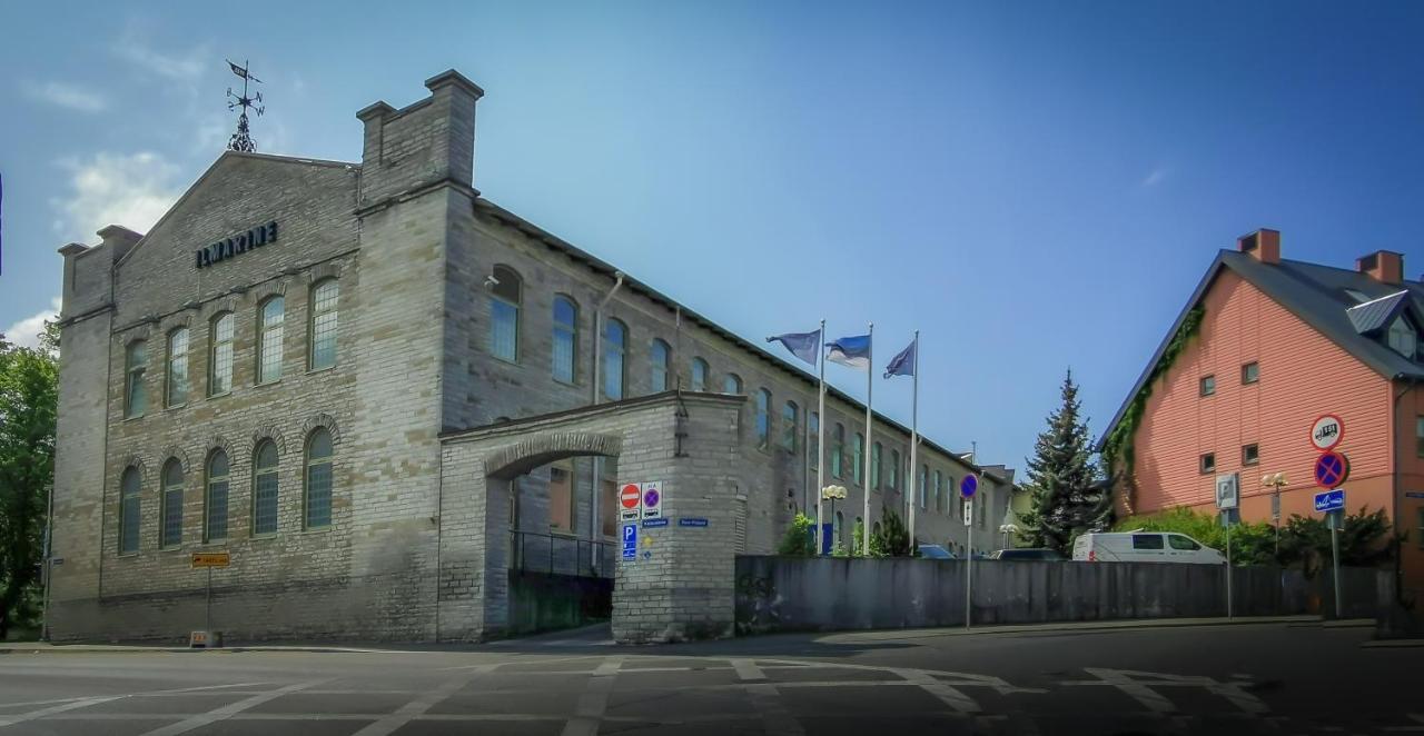 City Beach Apartment Talin Exterior foto